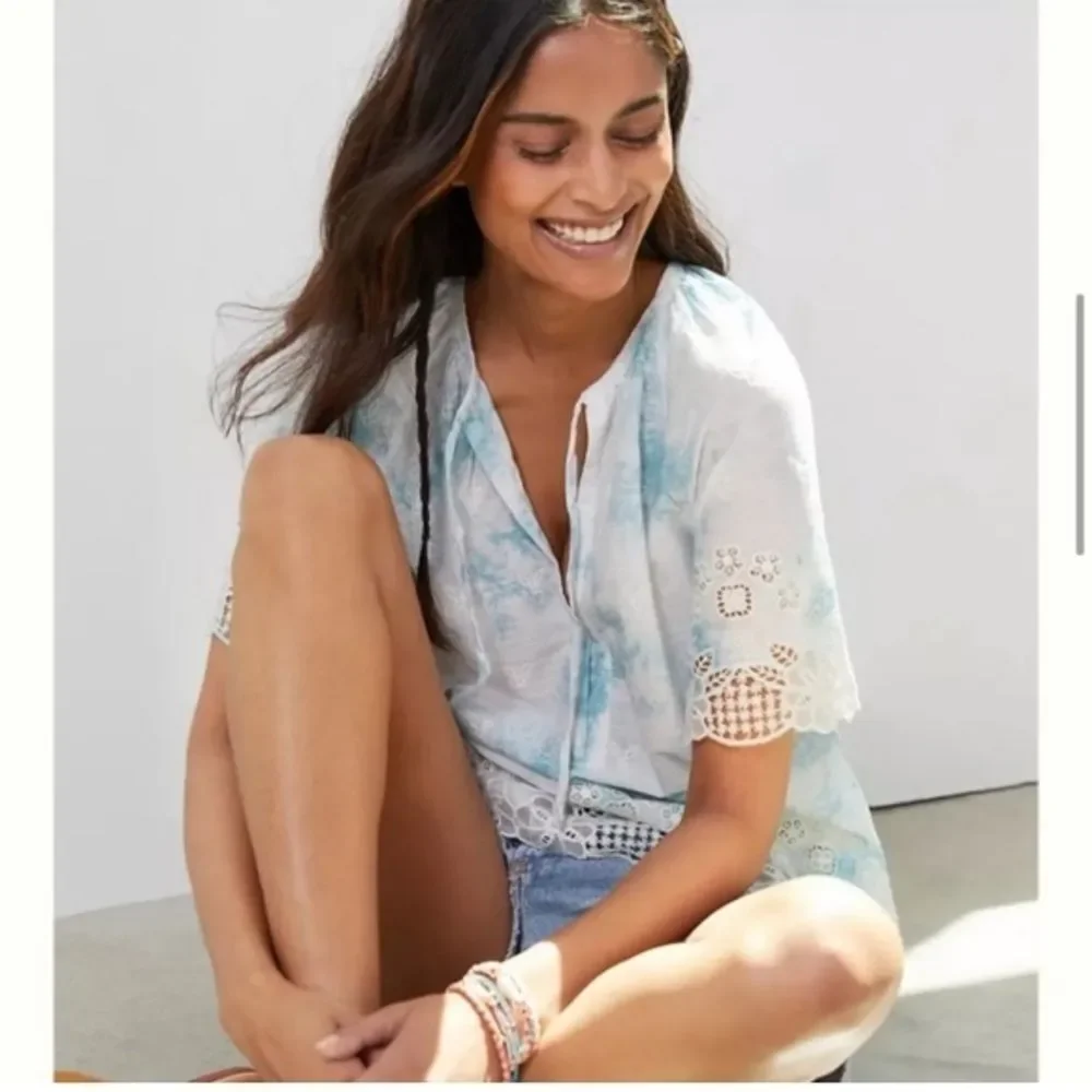 NWT Anthropologie Embroidered Tie Dye Eyelet Boho Puff Sleeve Blouse Top